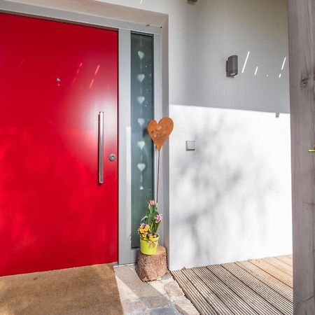 Helle Wohnung Mit Bergblick & Eigener Terrasse บัดเทิลซ์ ภายนอก รูปภาพ