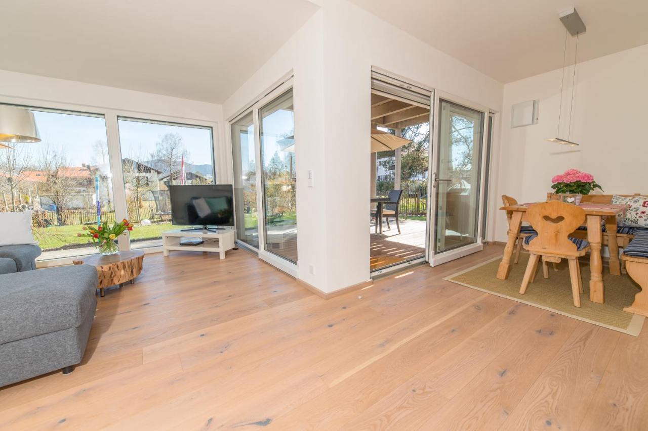 Helle Wohnung Mit Bergblick & Eigener Terrasse บัดเทิลซ์ ภายนอก รูปภาพ