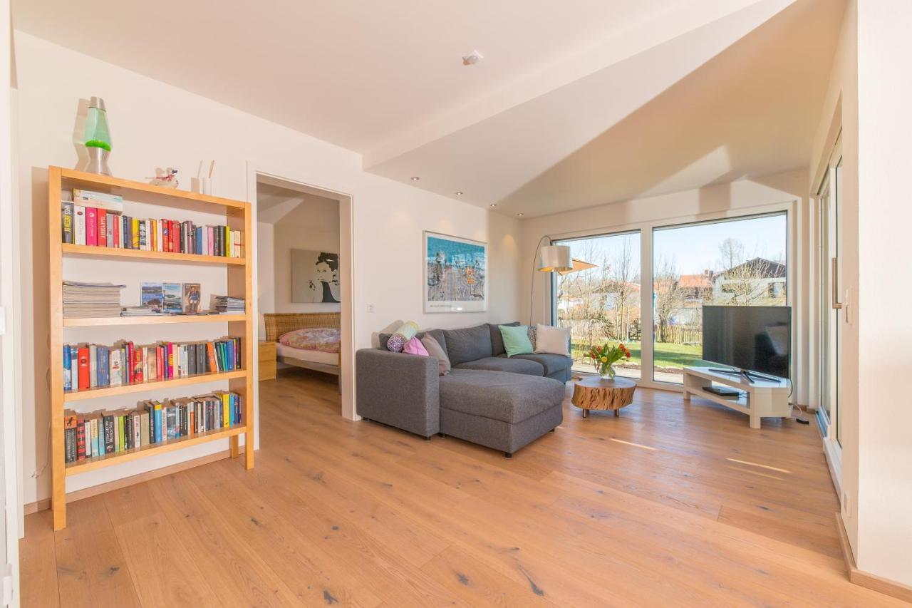 Helle Wohnung Mit Bergblick & Eigener Terrasse บัดเทิลซ์ ภายนอก รูปภาพ