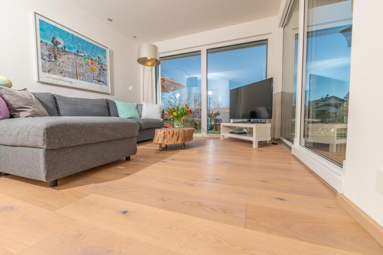 Helle Wohnung Mit Bergblick & Eigener Terrasse บัดเทิลซ์ ภายนอก รูปภาพ