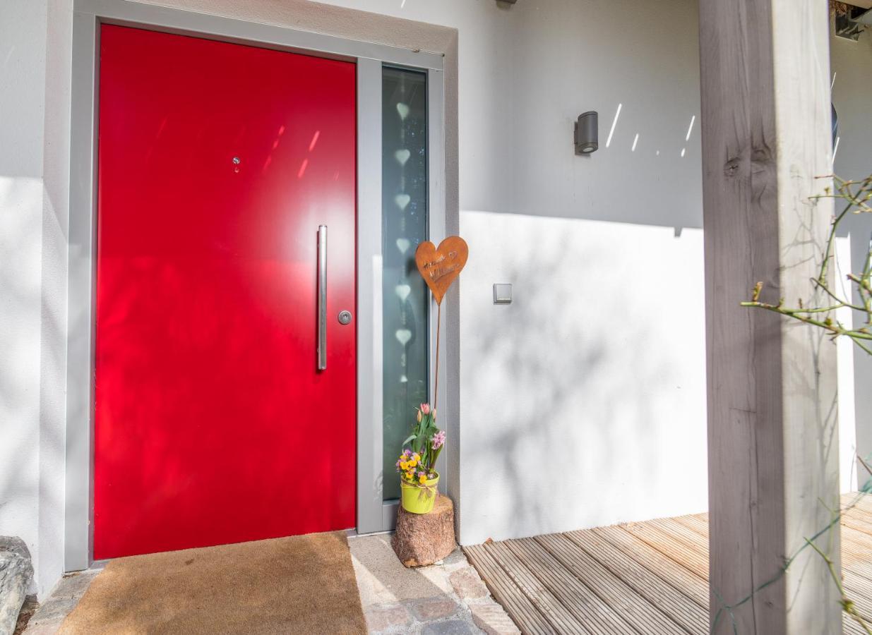 Helle Wohnung Mit Bergblick & Eigener Terrasse บัดเทิลซ์ ภายนอก รูปภาพ