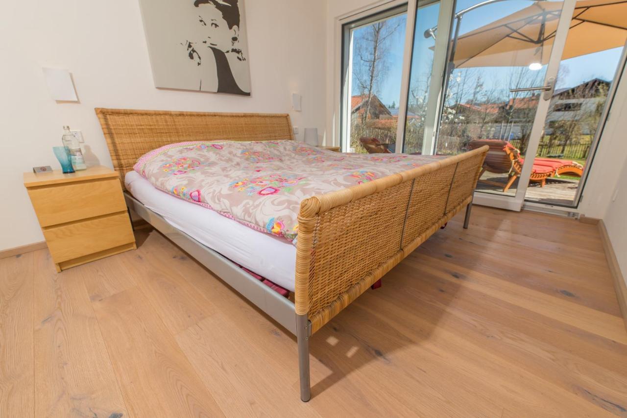 Helle Wohnung Mit Bergblick & Eigener Terrasse บัดเทิลซ์ ภายนอก รูปภาพ